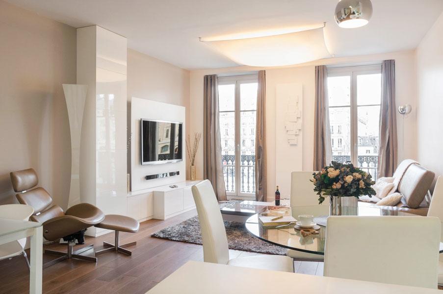 Two Bedroom Luxury Apartment - Balcony With View Of Notre Dame ปารีส ภายนอก รูปภาพ