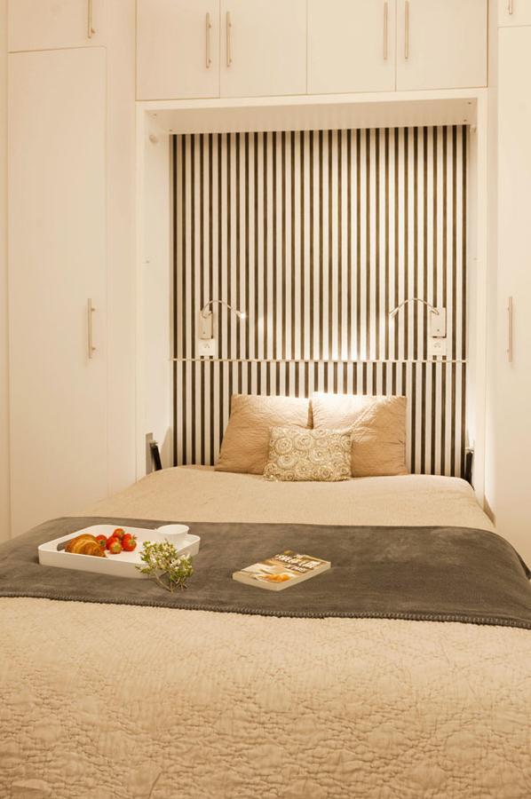 Two Bedroom Luxury Apartment - Balcony With View Of Notre Dame ปารีส ภายนอก รูปภาพ